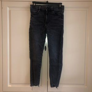 American eagle super stretch super high rise jagging black denim size 2X short